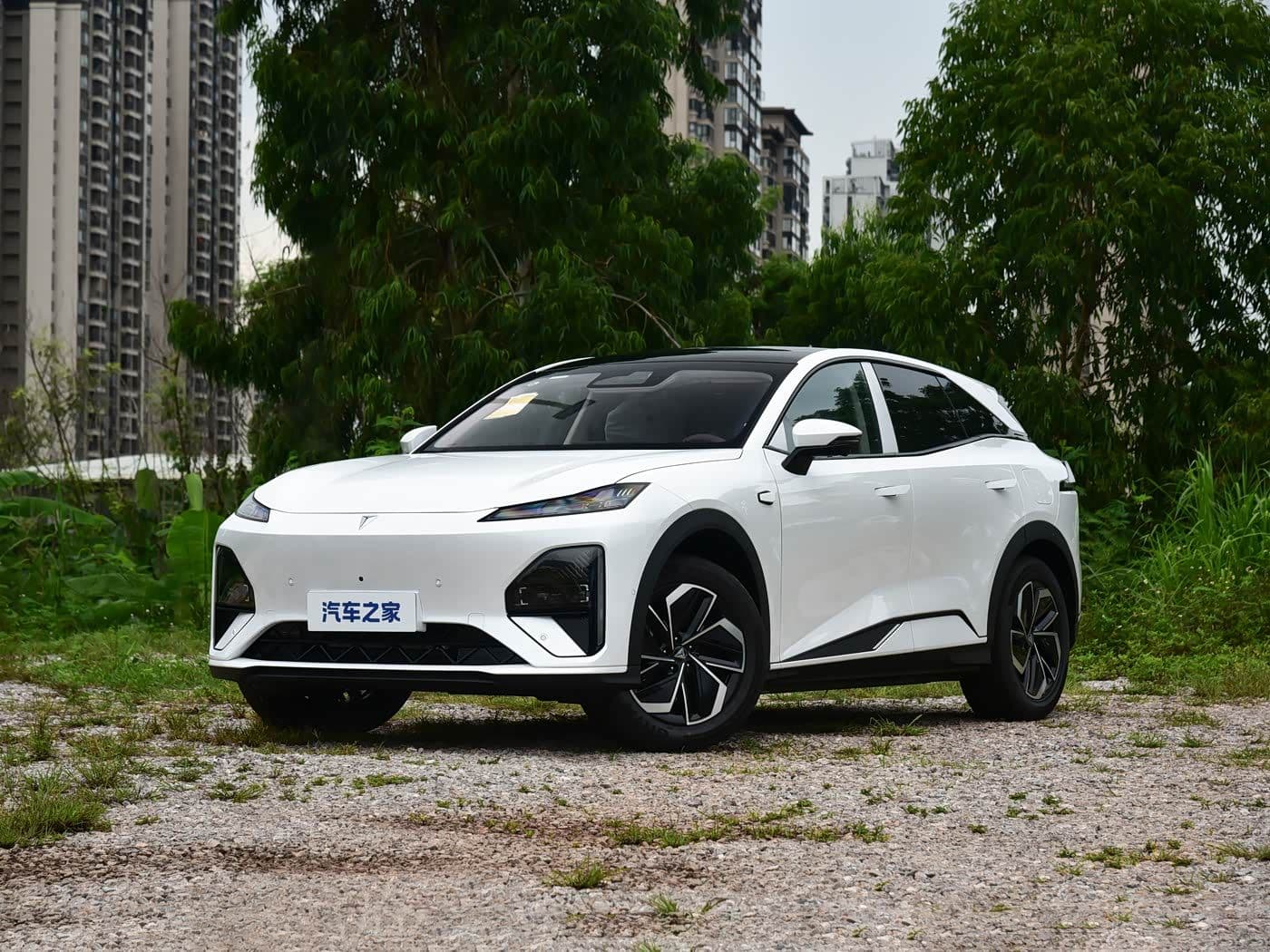 Deepal S07 630/300/230 Ultra 2026 White Exterior